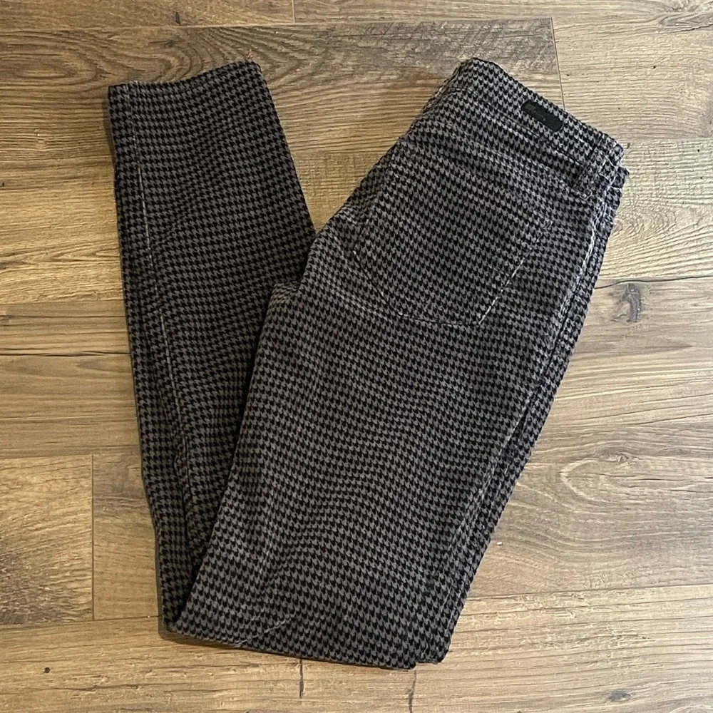 Kut from the Kloth Diana Skinny Corduroy Pants Black Grey Houndstooth Size 4